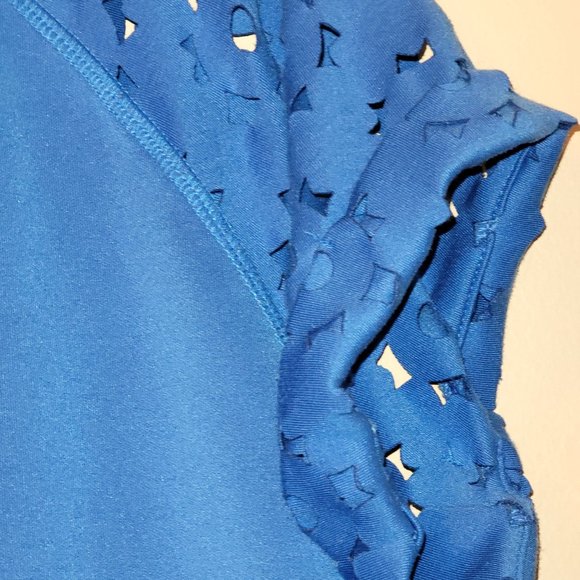 Blue Cap Sleeve Top w Cut Out Sleeve Detail - Picture 4 of 5